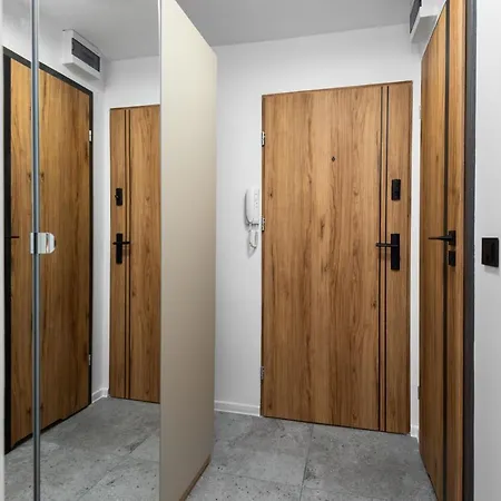 Apartmán Kairos - Silver - Darmowy Parking, Scisle Centrum *