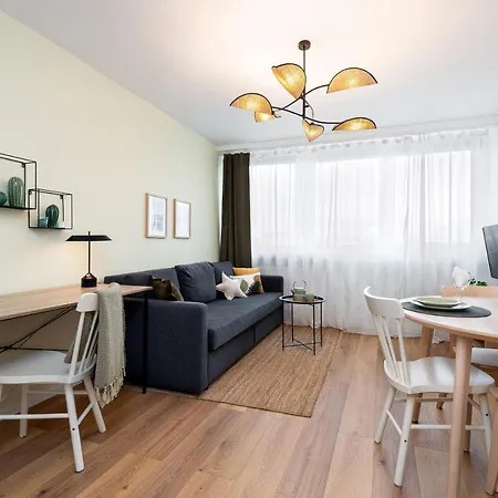 Apartmán Kairos - Silver - Darmowy Parking, Scisle Centrum Hlivice
